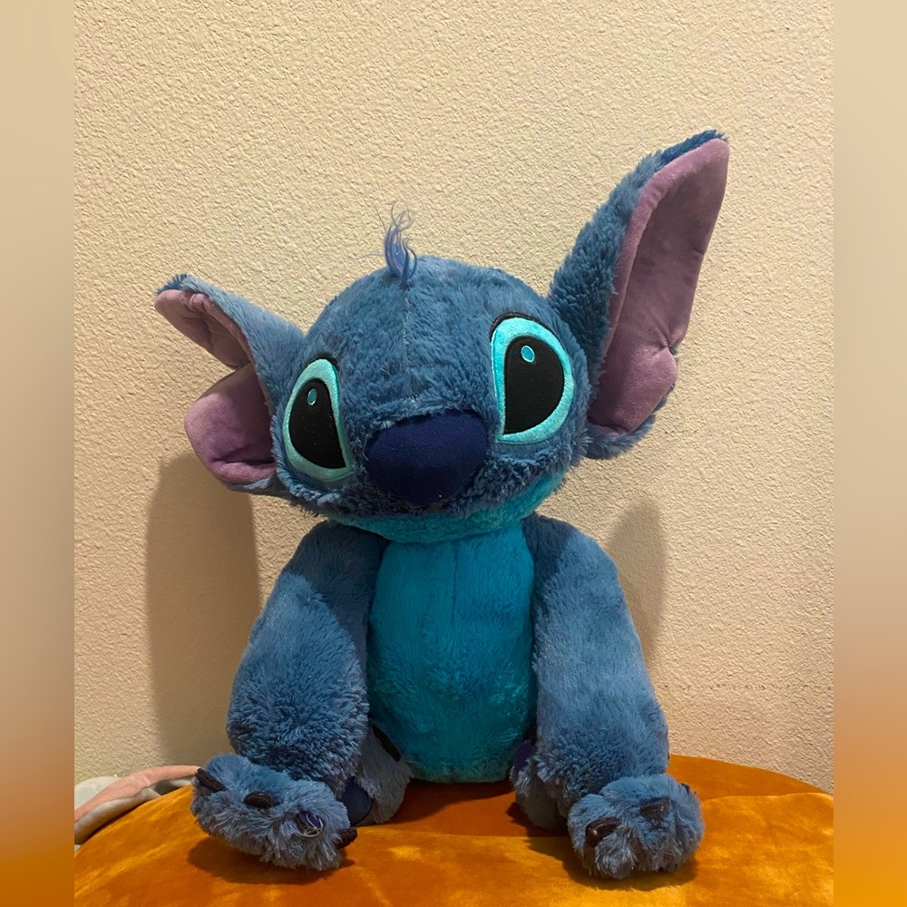 stitch Disney plushie M/L